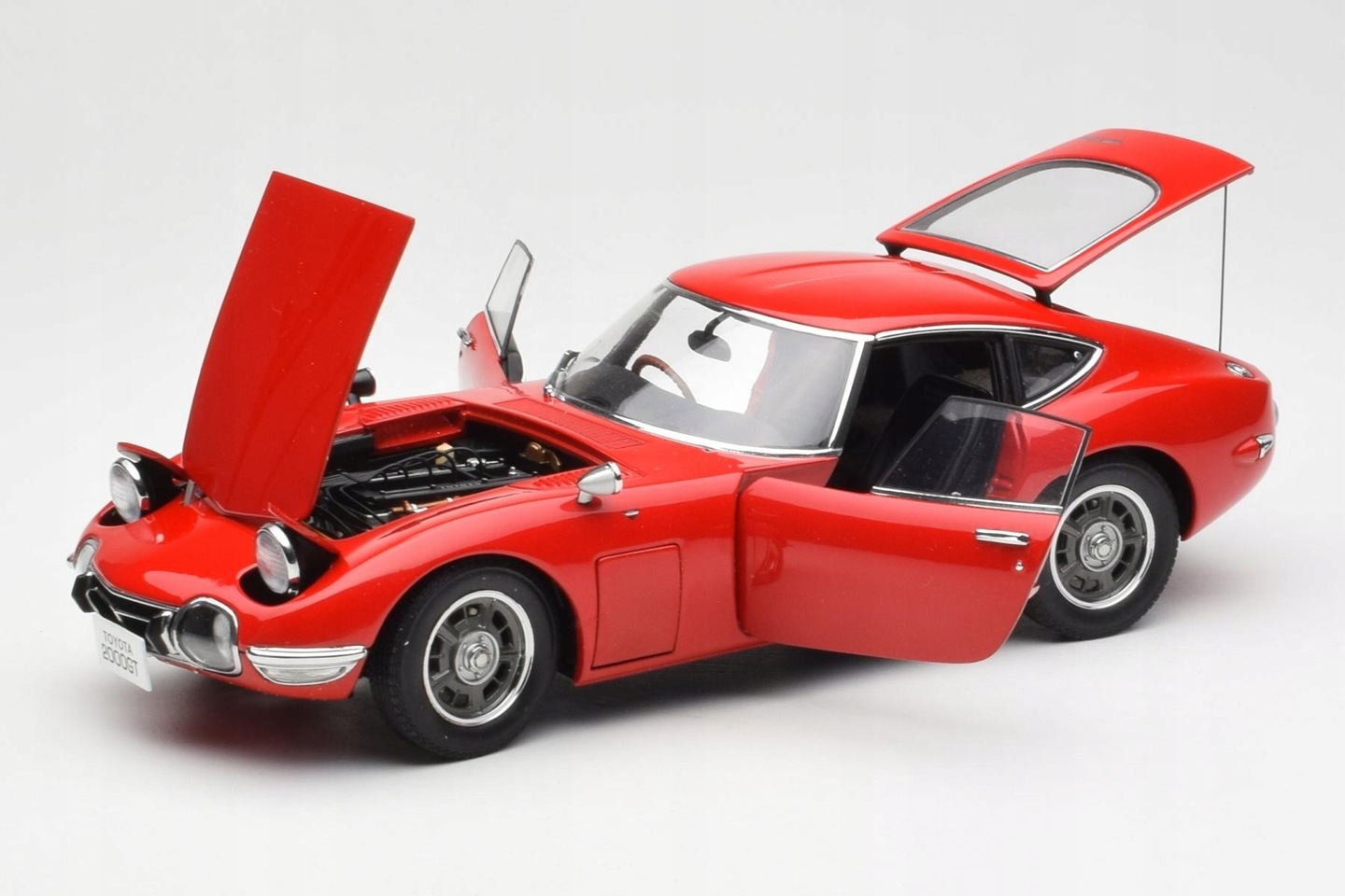 ミニカー TOYOTA 2000 GT COUPE 1:18 AUTOart Toyota 2000 GT Coupe Red AUTOart 1/18 - 16992696796 - oficjalne