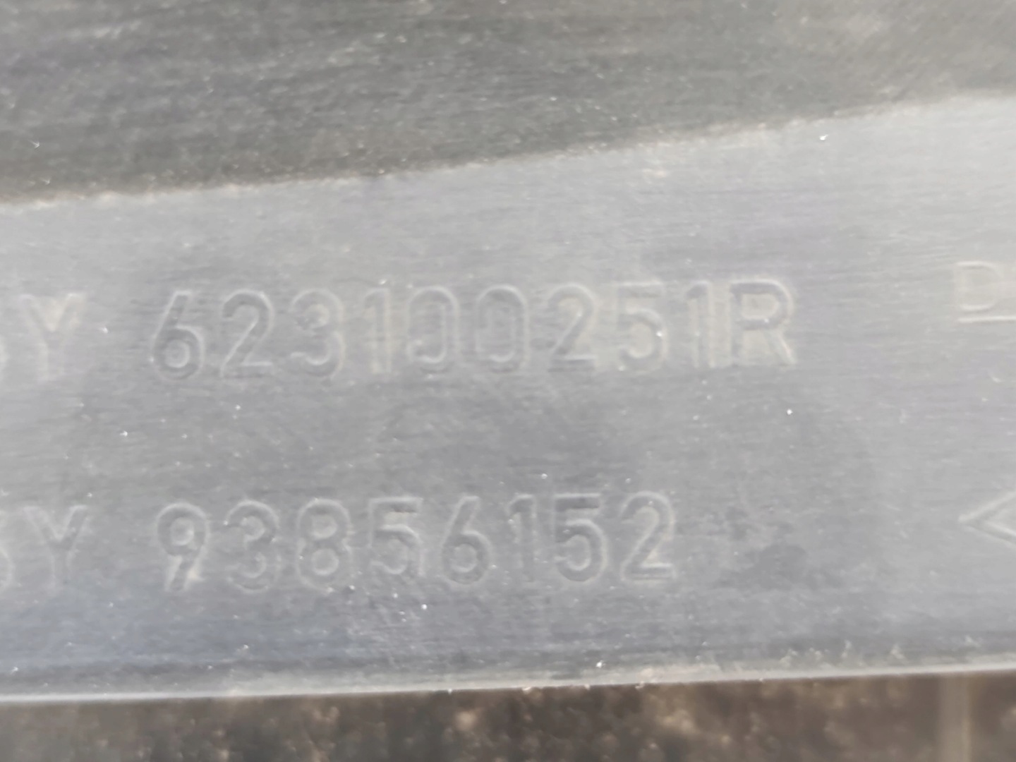 Renault Trafic L Kühlergrill FRONTGRILL Kühlergitter 623100251R - Thumbnail 8