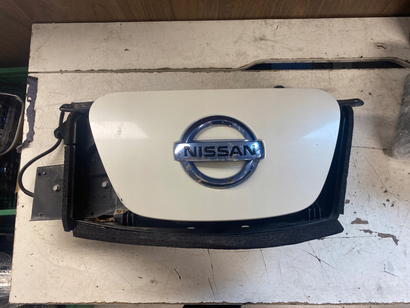 Nissan Leaf ZE0 Kühlergrill FRONTGRILL Kühlergitter - Thumbnail 1