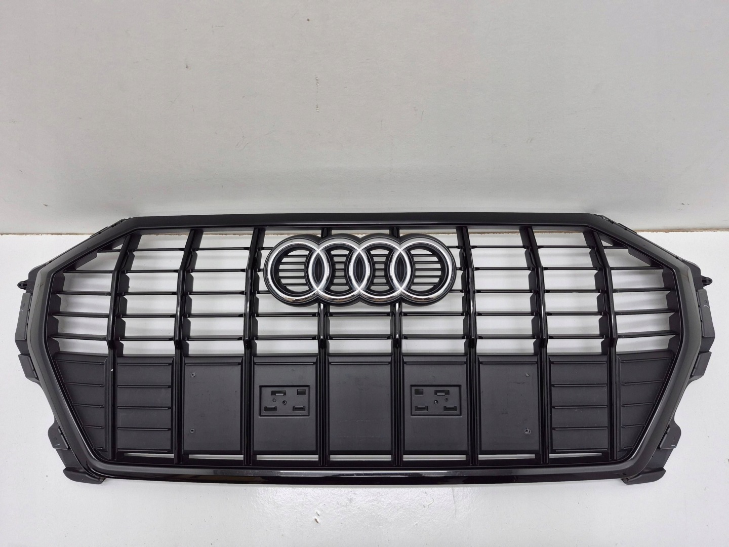 Audi Q3 Kühlergrill FRONTGRILL Kühlergitter 83A853651EA - Thumbnail 1