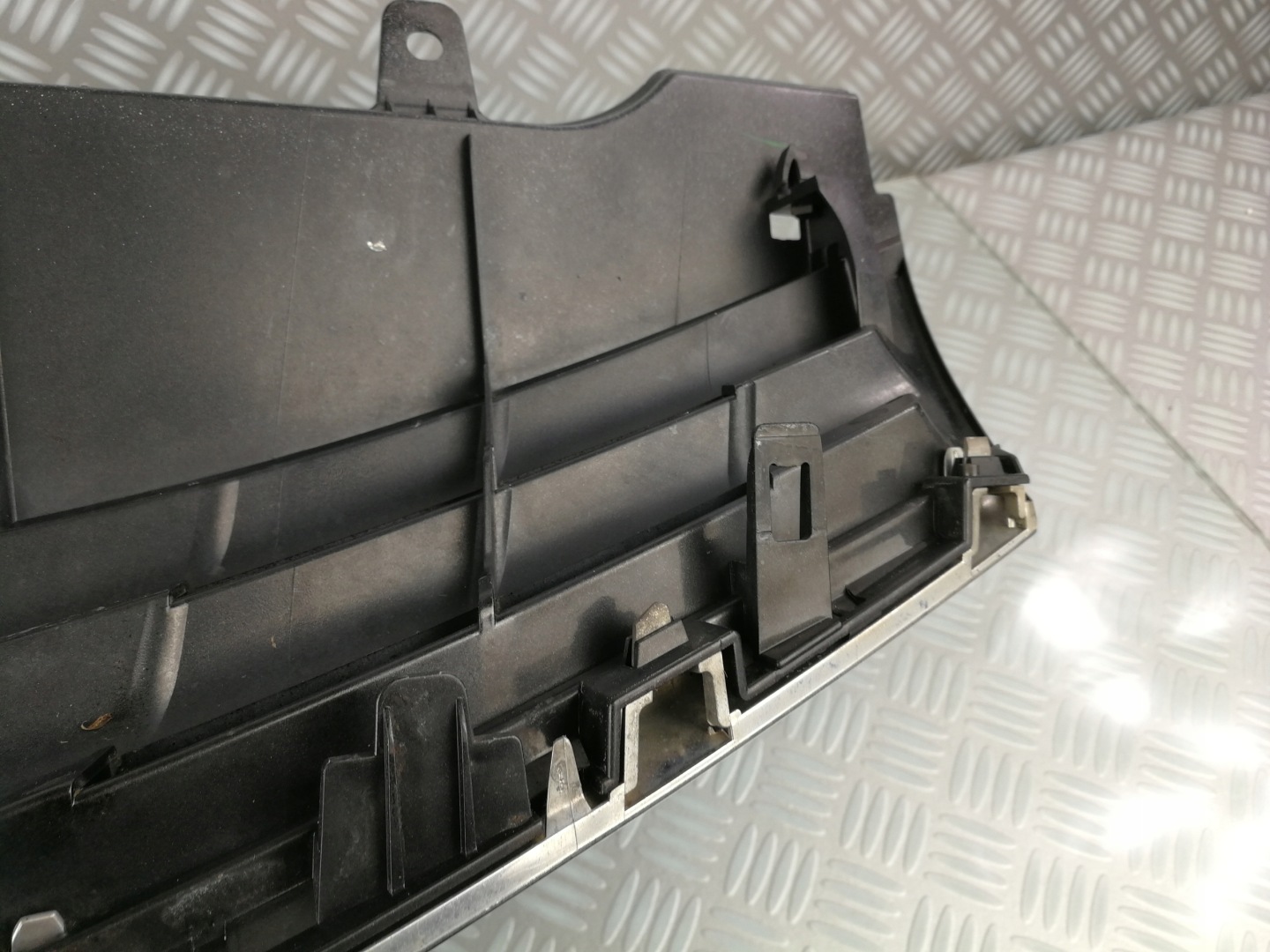 Nissan Note E11 Kühlergrill FRONTGRILL Kühlergitter 62310BH00H - Thumbnail 9