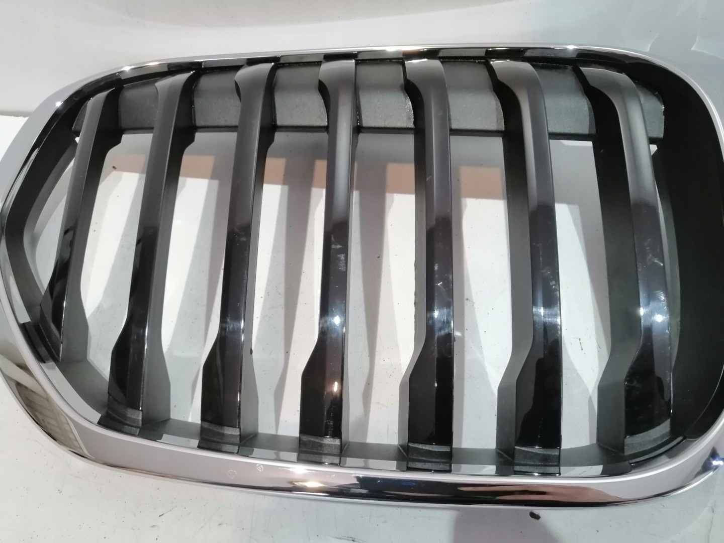 BMW X1 F48 Kühlergrill FRONTGRILL Kühlergitter 8493452 - Thumbnail 6