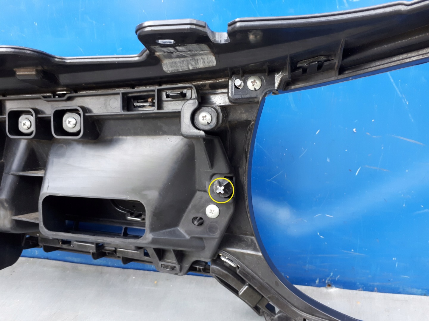 Suzuki Ignis I FH Kühlergrill FRONTGRILL Kühlergitter 7211173S0 - Thumbnail 11