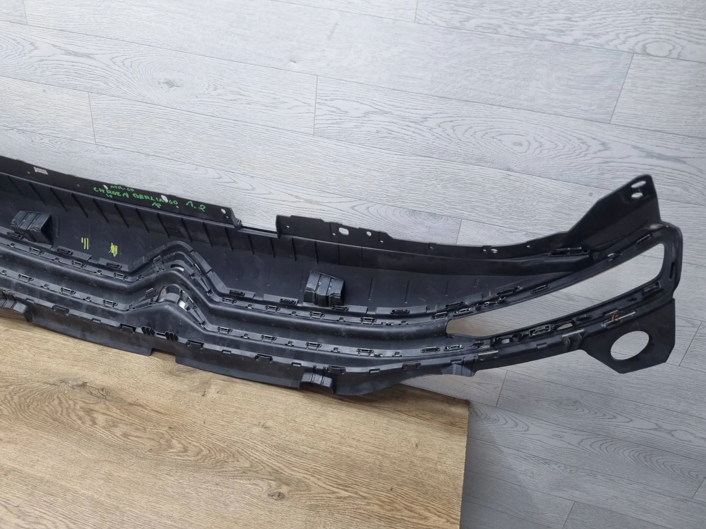 Citroen Berlingo I Kühlergrill FRONTGRILL Kühlergitter 99899498 - Thumbnail 7