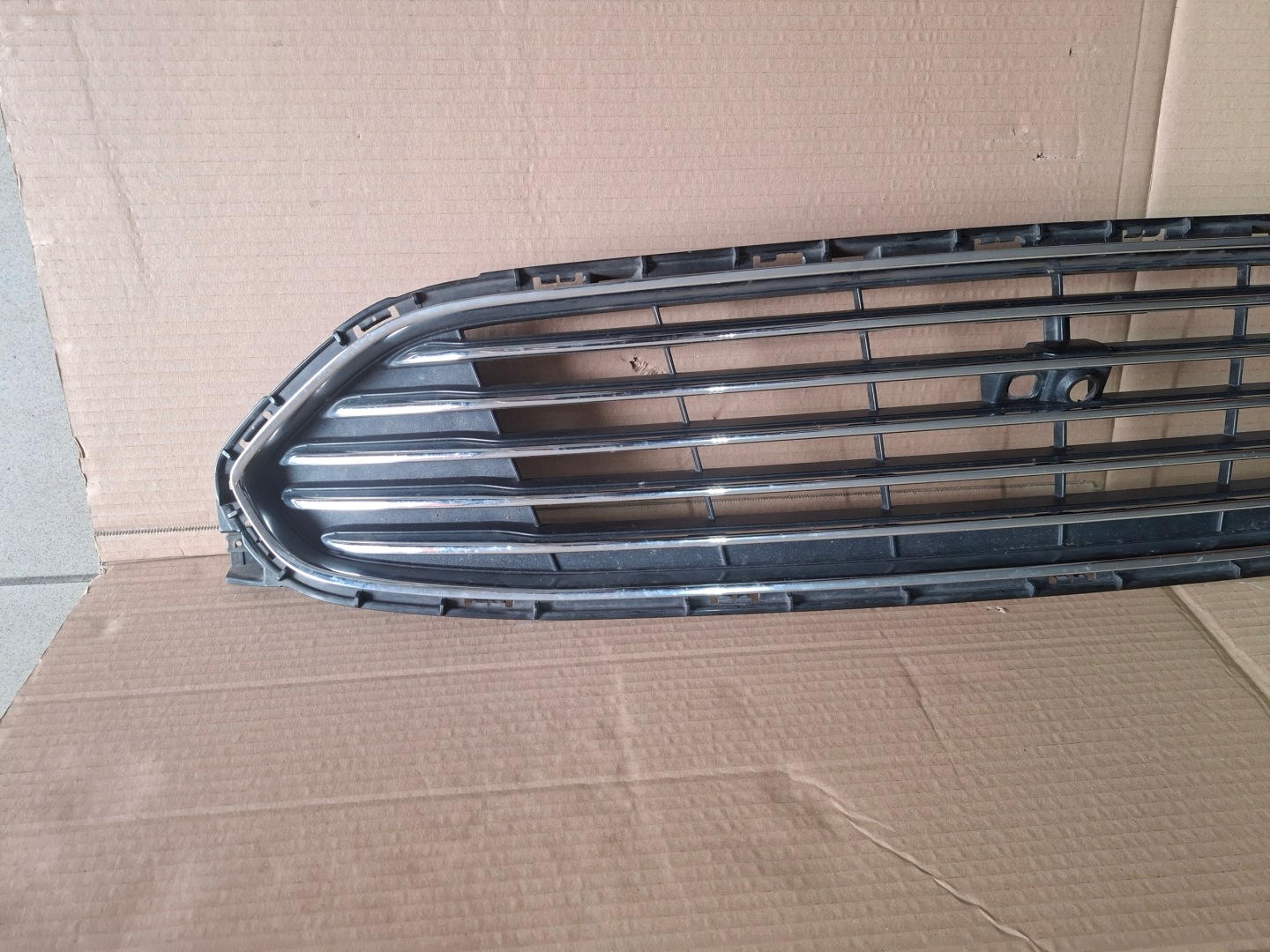 Ford S-MAX II Mk2 Kühlergrill FRONTGRILL Kühlergitter EM2B8200AB - Thumbnail 4