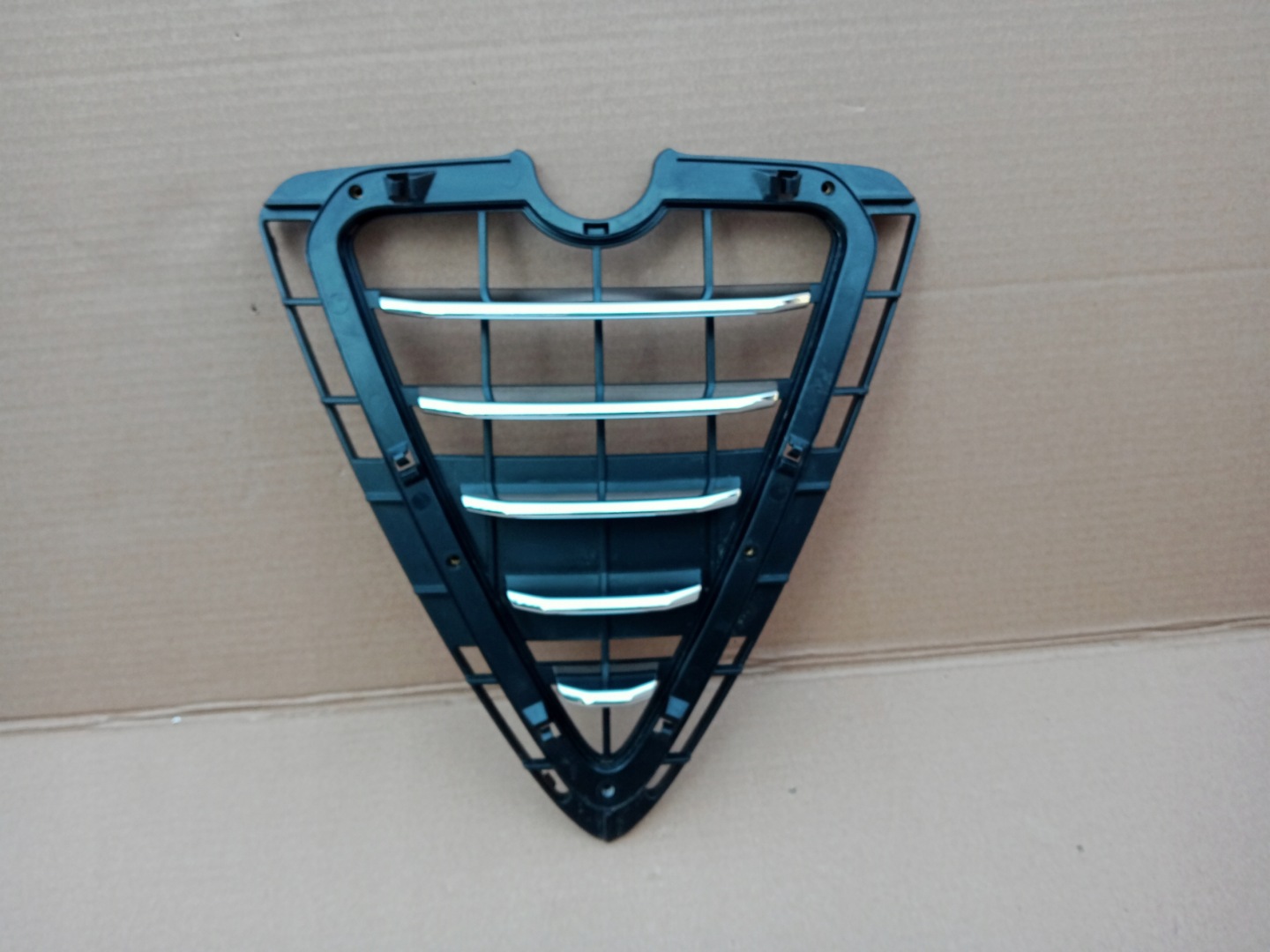 Alfa Romeo Giulietta Typ 940 Kühlergrill FRONTGRILL Kühlergitter 156085889 - Thumbnail 1