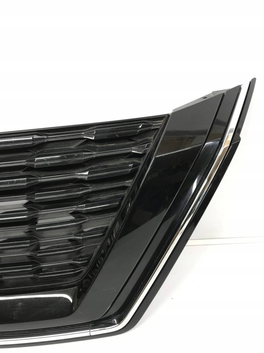 Nissan X-Trail T33 Kühlergrill FRONTGRILL Kühlergitter 623106RU0A - Thumbnail 6