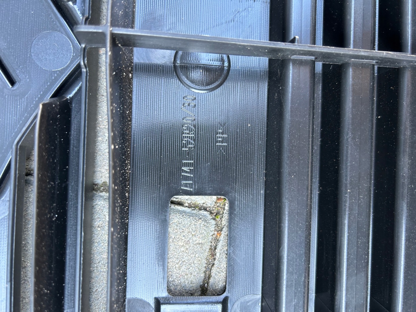 Suzuki Swift I AA Kühlergrill FRONTGRILL Kühlergitter - Thumbnail 3