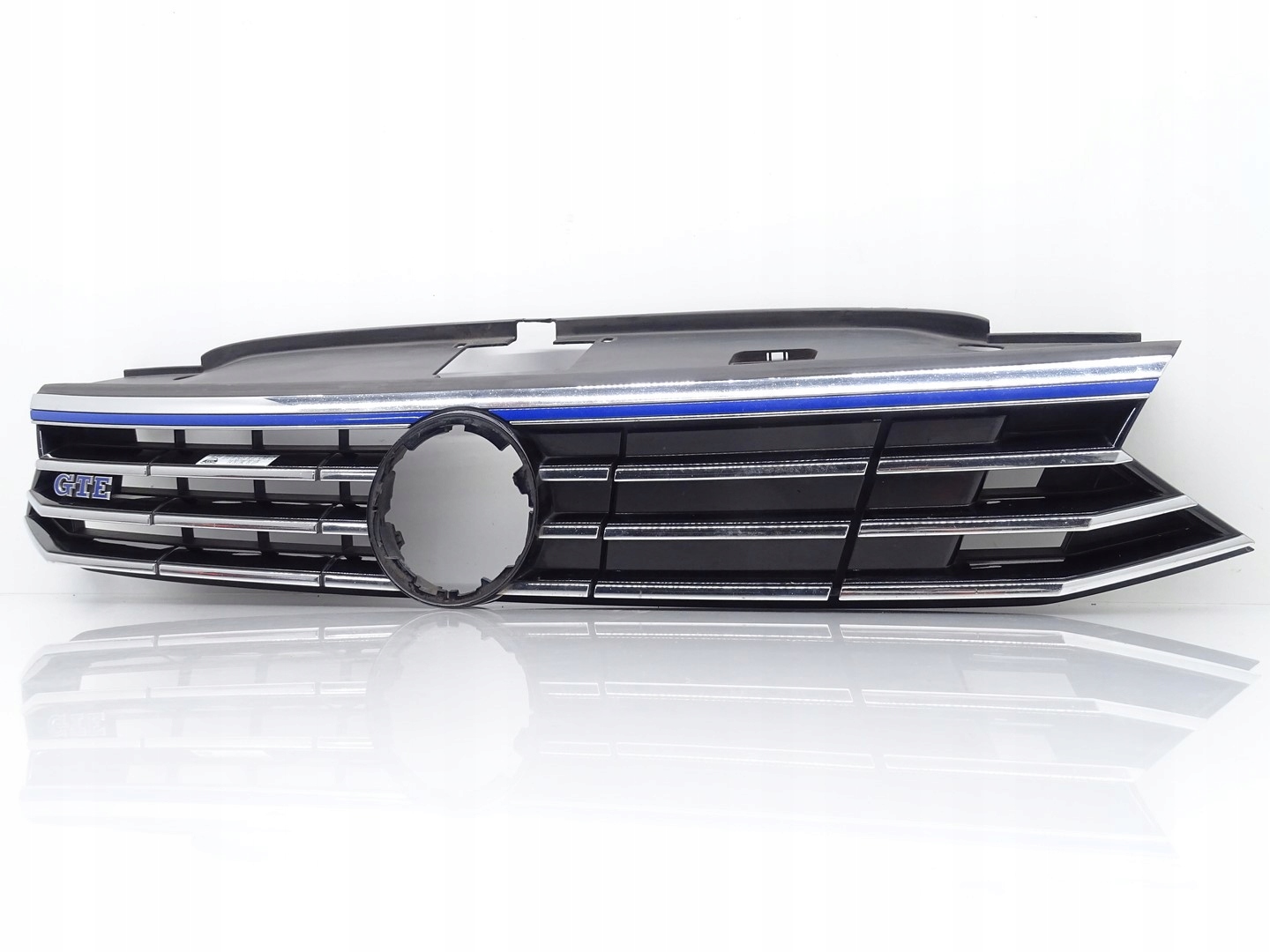 VW Passat B8 Kühlergrill FRONTGRILL Kühlergitter 3G0853396 - Thumbnail 1