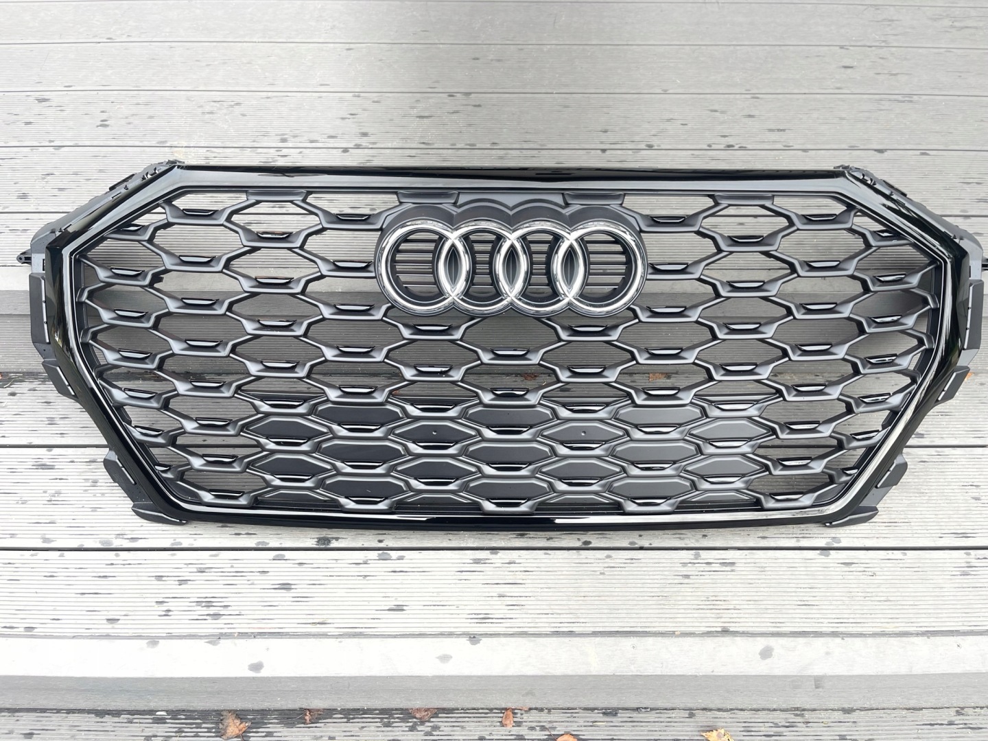 Audi Q3 Kühlergrill FRONTGRILL Kühlergitter 83F853651B - Thumbnail 1