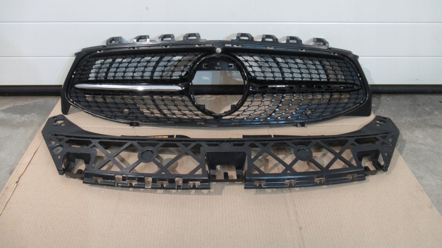 Mercedes-Benz CLA C118 Kühlergrill FRONTGRILL Kühlergitter - Thumbnail 1
