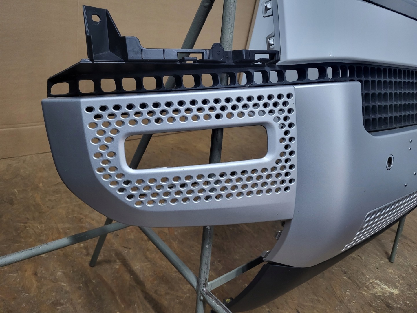 Land Rover Defender LA Kühlergrill FRONTGRILL Kühlergitter L8B217F791 - Thumbnail 3