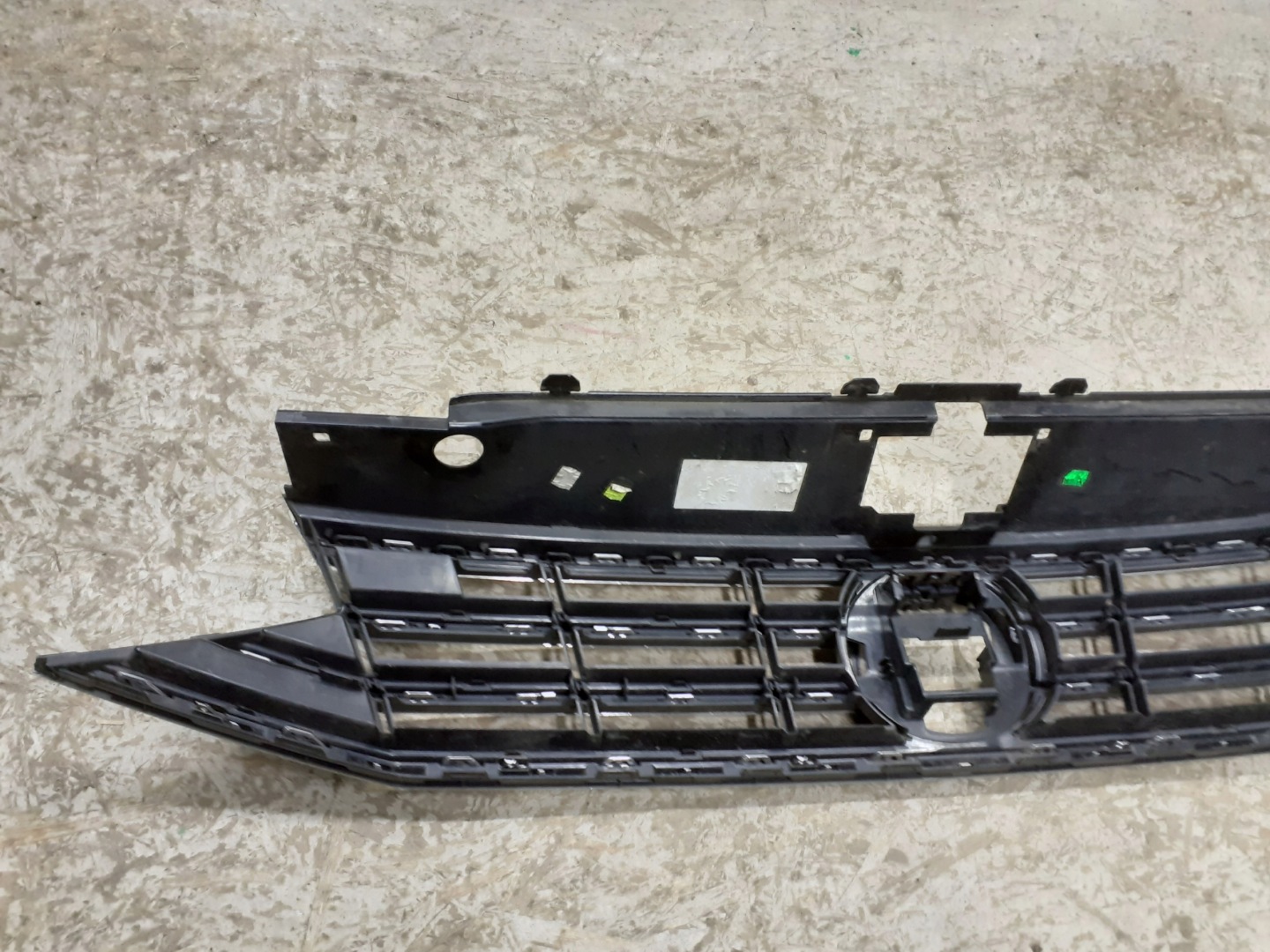 VW Passat B8 Kühlergrill FRONTGRILL Kühlergitter 3G0853651BL - Thumbnail 5