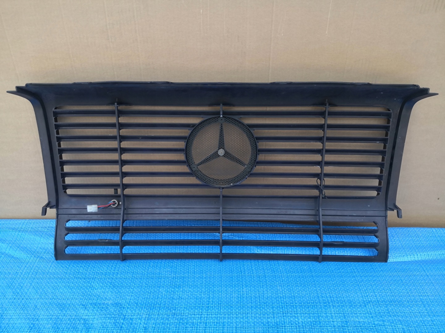 Mercedes-Benz G-Klasse W463 Kühlergrill FRONTGRILL Kühlergitter A4638880015 - Thumbnail 9