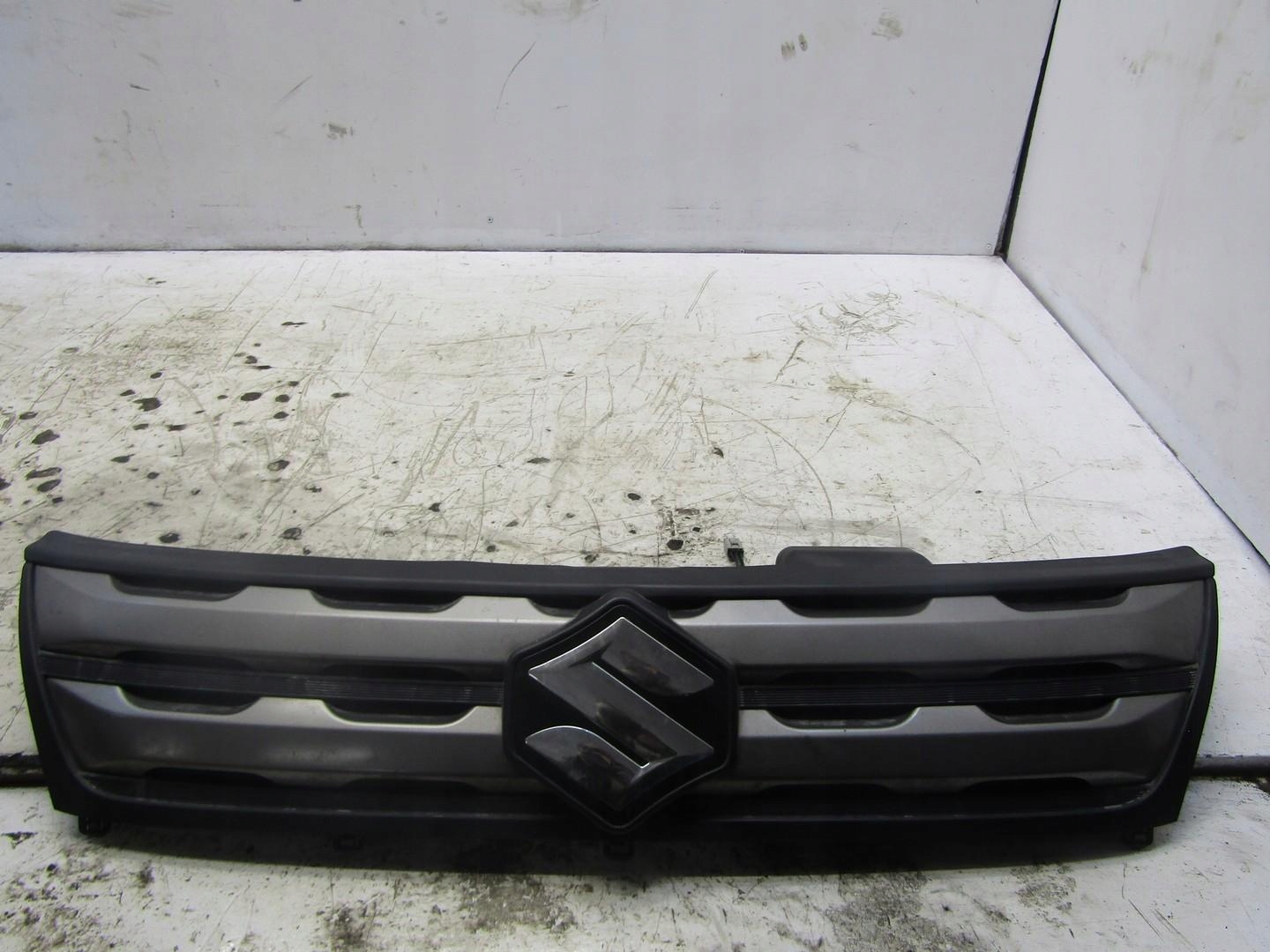 Suzuki Vitara I ET Kühlergrill FRONTGRILL Kühlergitter 7212154P0 - Thumbnail 1