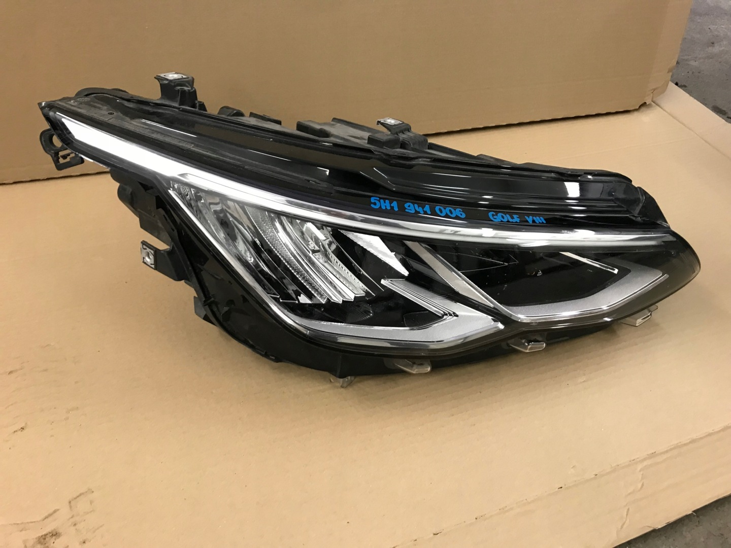 Frontscheinwerfer VW Golf VIII 5H1941006 LED Links Scheinwerfer Headlight - Thumbnail 1