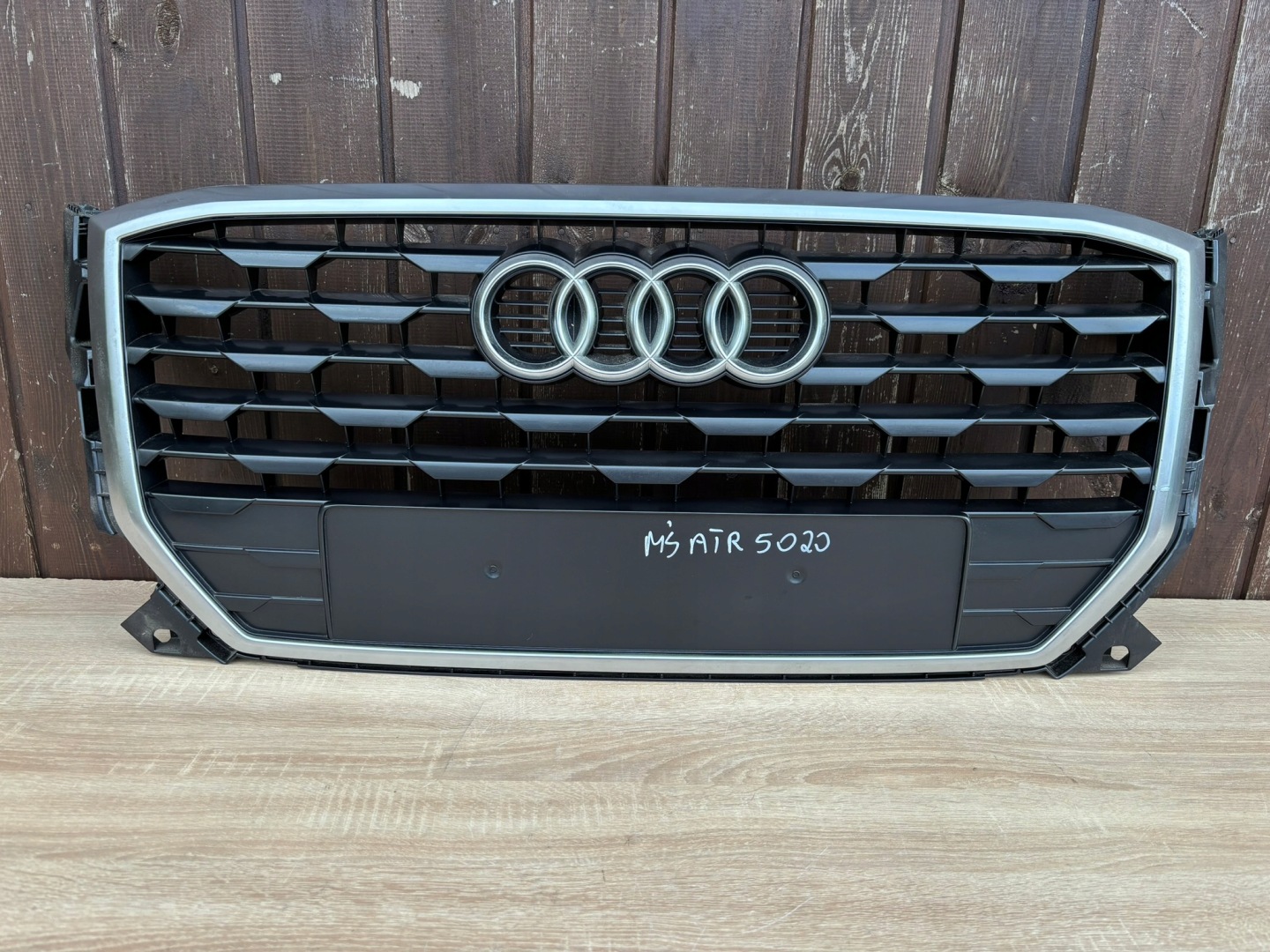 Audi Q2 Kühlergrill FRONTGRILL Kühlergitter 81A8536510R - Thumbnail 1
