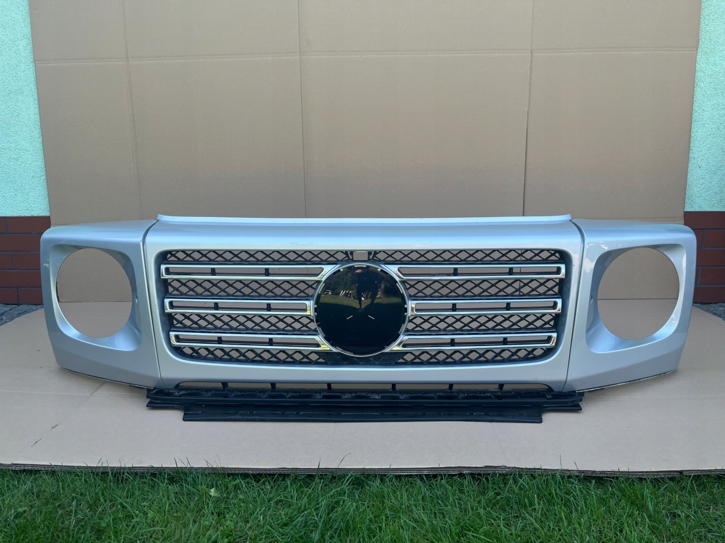 Mercedes-Benz C-Klasse W202 Kühlergrill FRONTGRILL Kühlergitter A4638880400 - Thumbnail 1