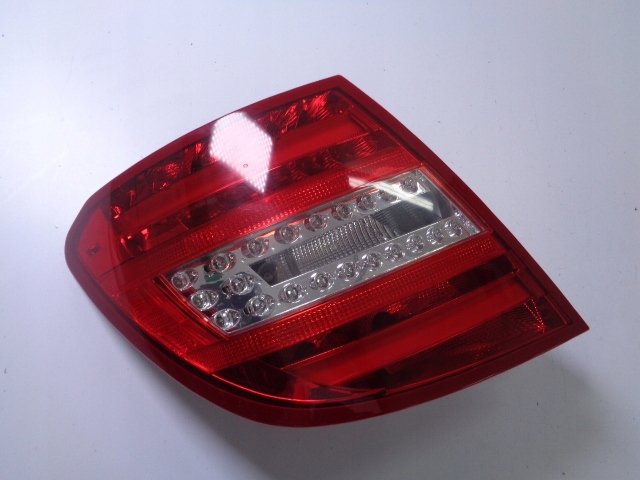 Mercedes-Benz C-Klasse W204 Rückleuchte A1595455416 Rearlamp - Thumbnail 1