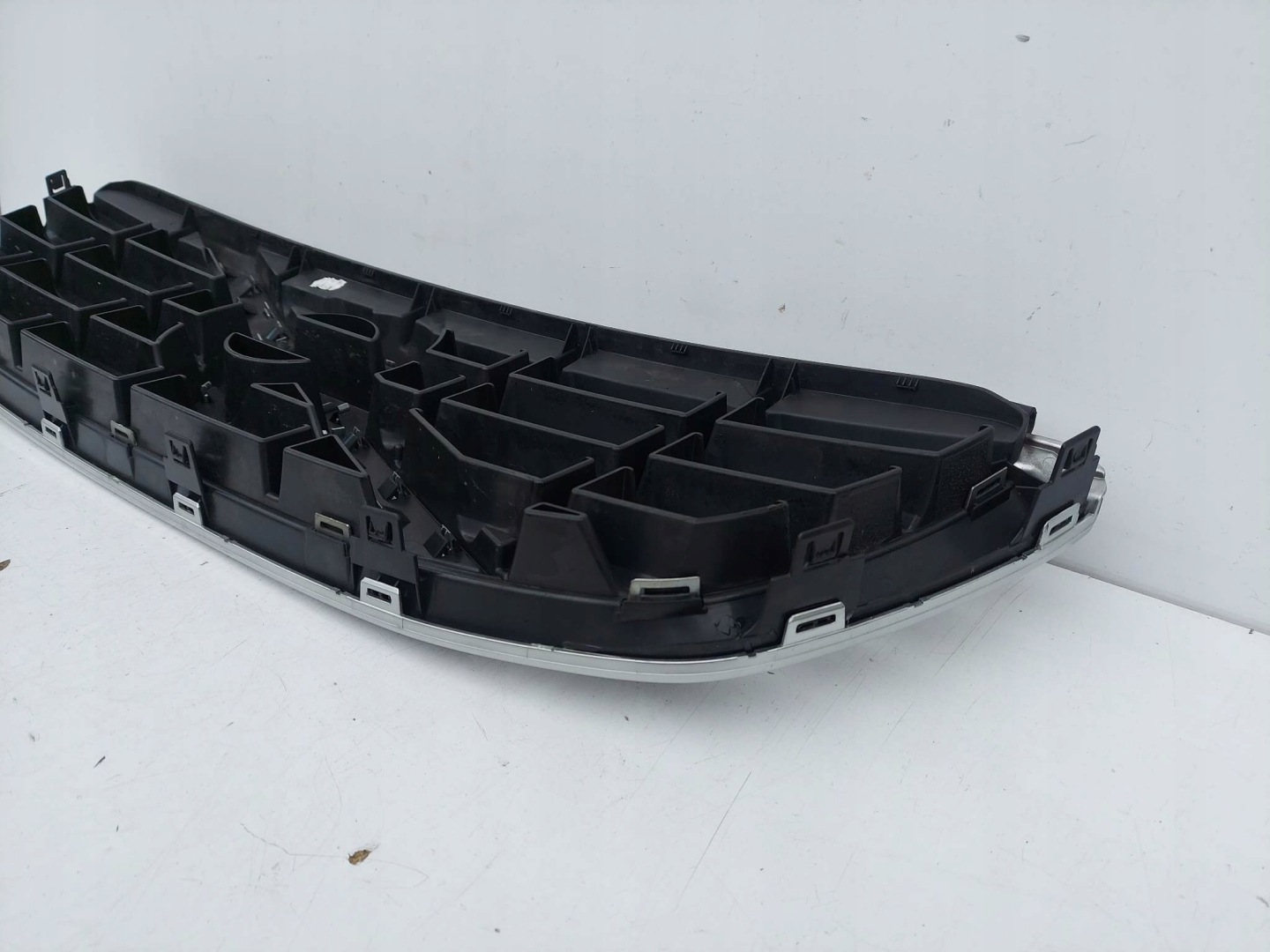 Volvo XC60 Kühlergrill FRONTGRILL Kühlergitter 31290999 - Thumbnail 9