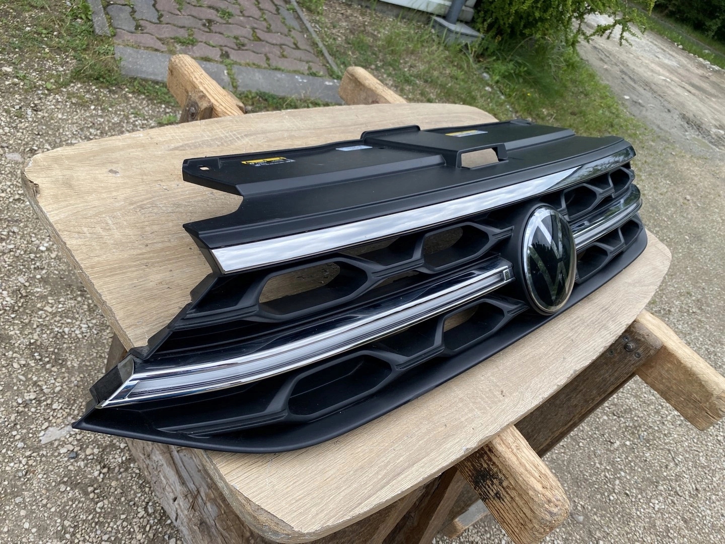 VW T-Roc A1 Kühlergrill FRONTGRILL Kühlergitter 2GA853651 - Thumbnail 2