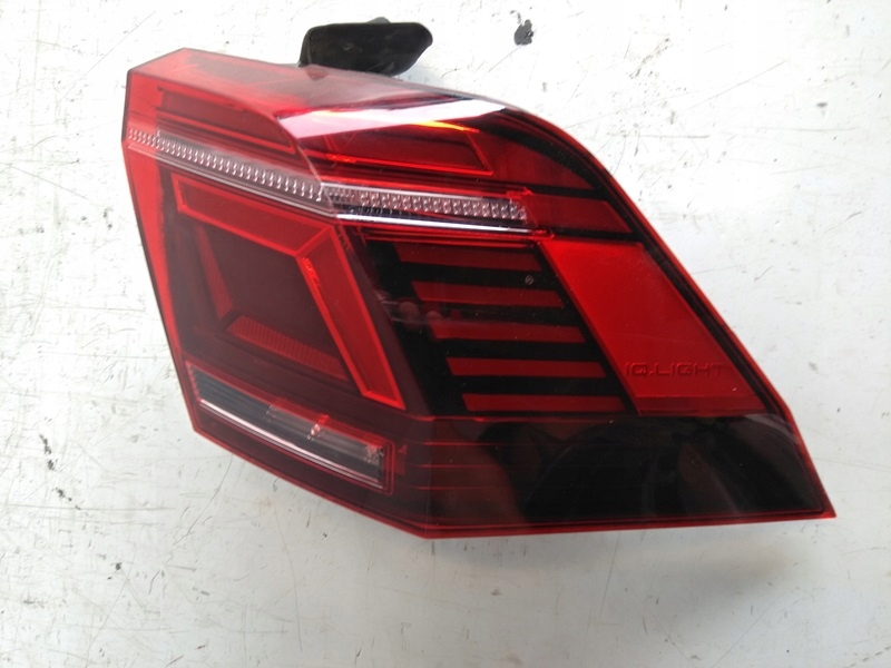 VW Tiguan Rückleuchte 5NA945208 Rearlamp - Thumbnail 1