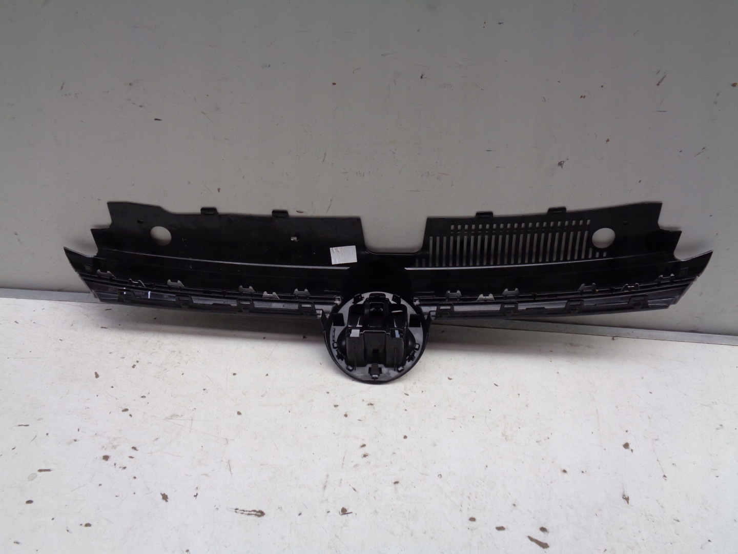 VW Golf V Kühlergrill FRONTGRILL Kühlergitter 5H0853655G - Thumbnail 7