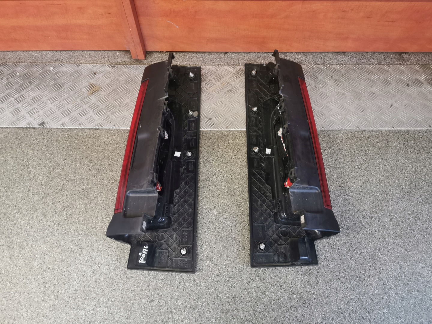 Renault Trafic L Rückleuchte 265A63380R Rearlamp - Thumbnail 6