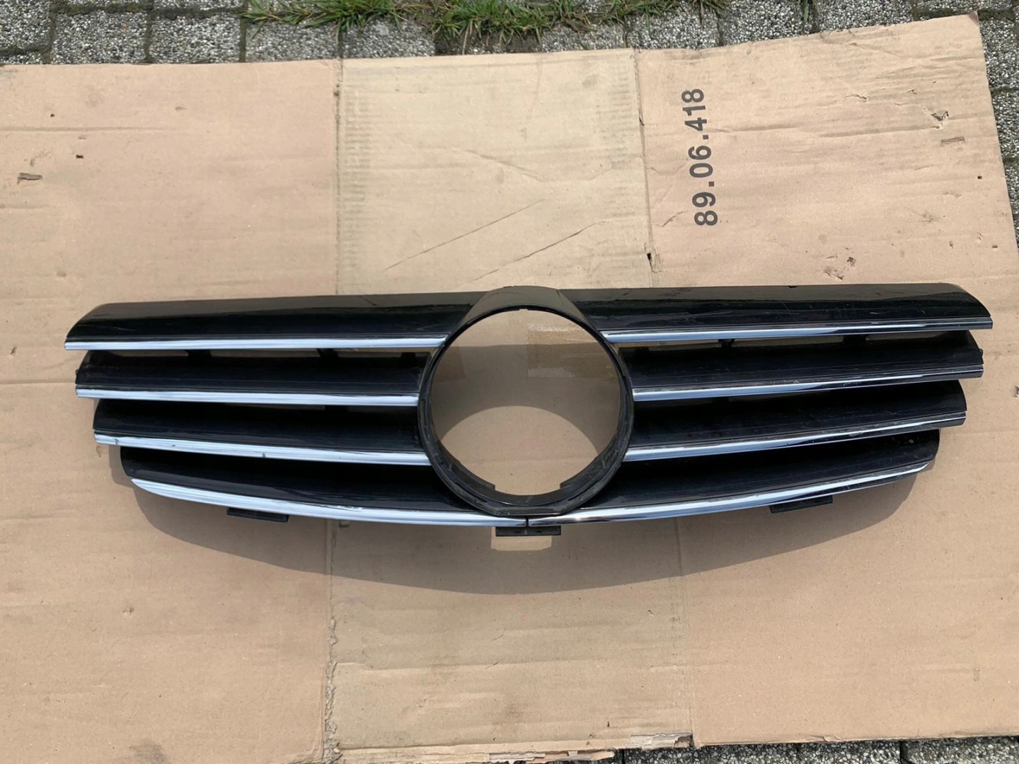 Mercedes-Benz CLK-Klasse W209 Kühlergrill FRONTGRILL Kühlergitter W2098800383 - Thumbnail 1
