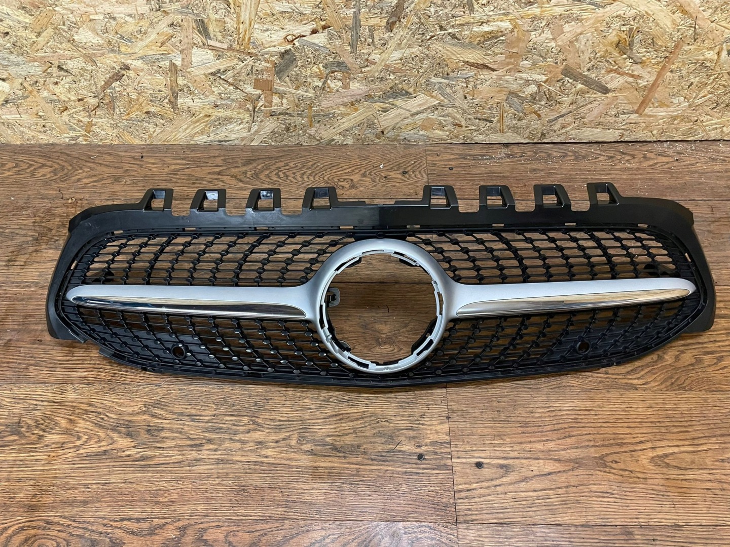 Mercedes-Benz A-Klasse W177 Kühlergrill FRONTGRILL Kühlergitter - Thumbnail 1