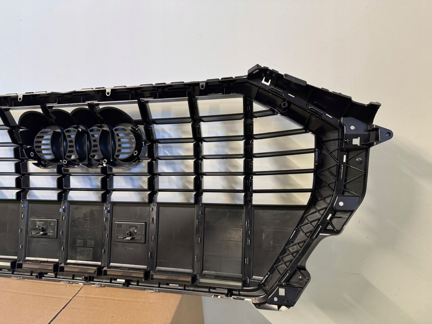 Audi Q3 Kühlergrill FRONTGRILL Kühlergitter 83A853651AU - Thumbnail 9