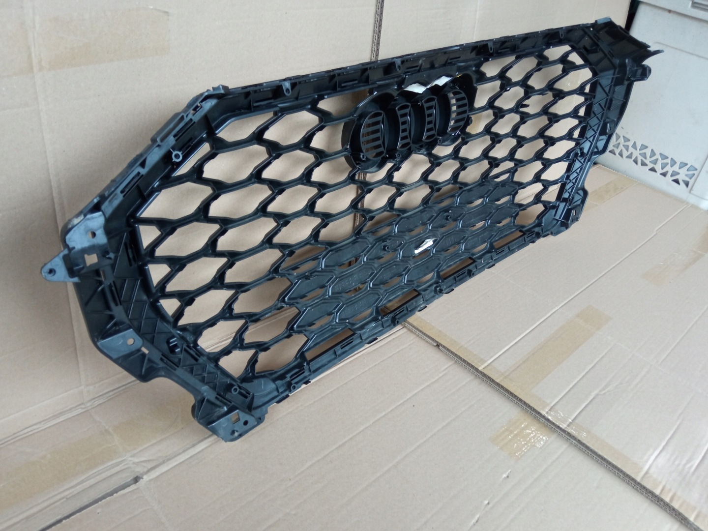 Audi Q3 Kühlergrill FRONTGRILL Kühlergitter 83F853651SP - Thumbnail 6