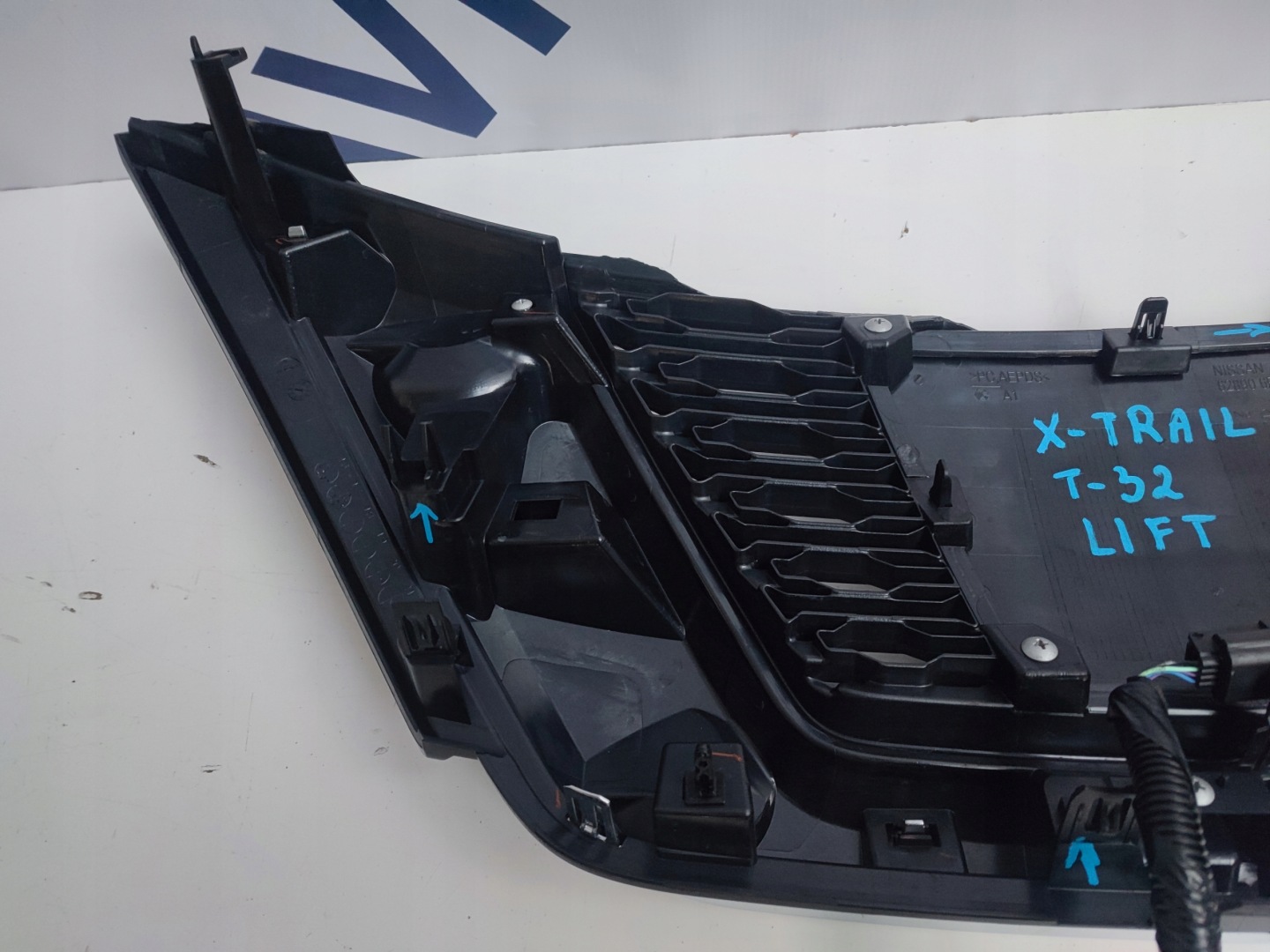 Nissan X-Trail T32 Kühlergrill FRONTGRILL Kühlergitter 6FL0ARAVM - Thumbnail 11