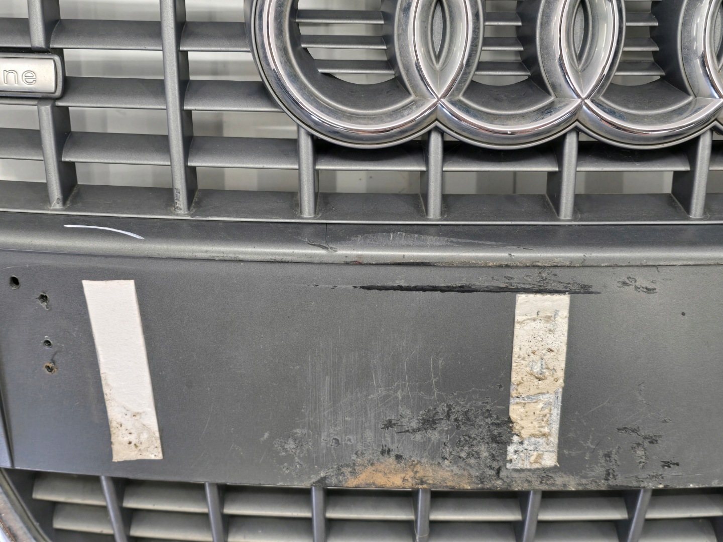 Audi A3 8P Kühlergrill FRONTGRILL Kühlergitter 8P4853651A - Thumbnail 4