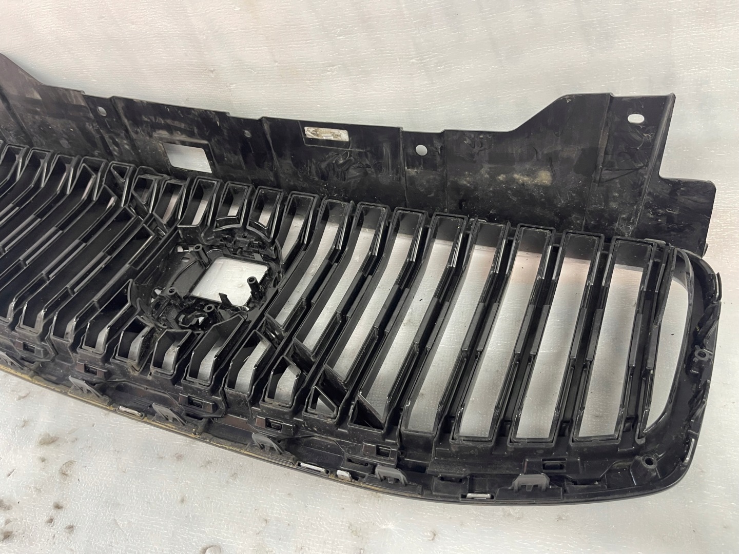 Volvo XC60 Kühlergrill FRONTGRILL Kühlergitter 32291019KA - Thumbnail 9