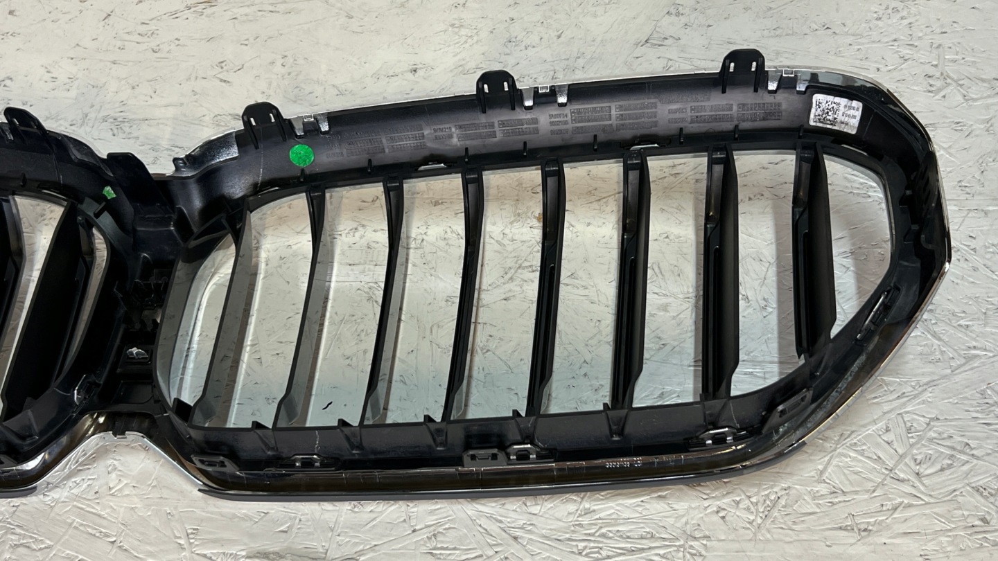 BMW 5 G31 Kühlergrill FRONTGRILL Kühlergitter 9464210 - Thumbnail 8