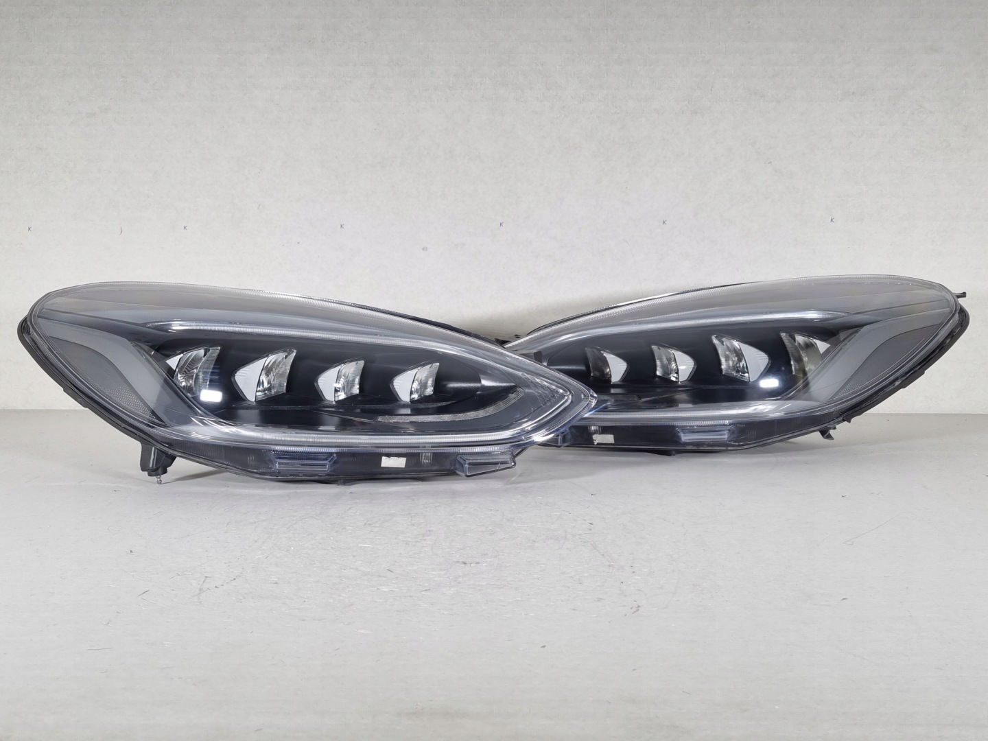 Frontscheinwerfer Ford Fiesta VIII Mk8 H1BB13E014CFH LED Links Headlight - Thumbnail 1