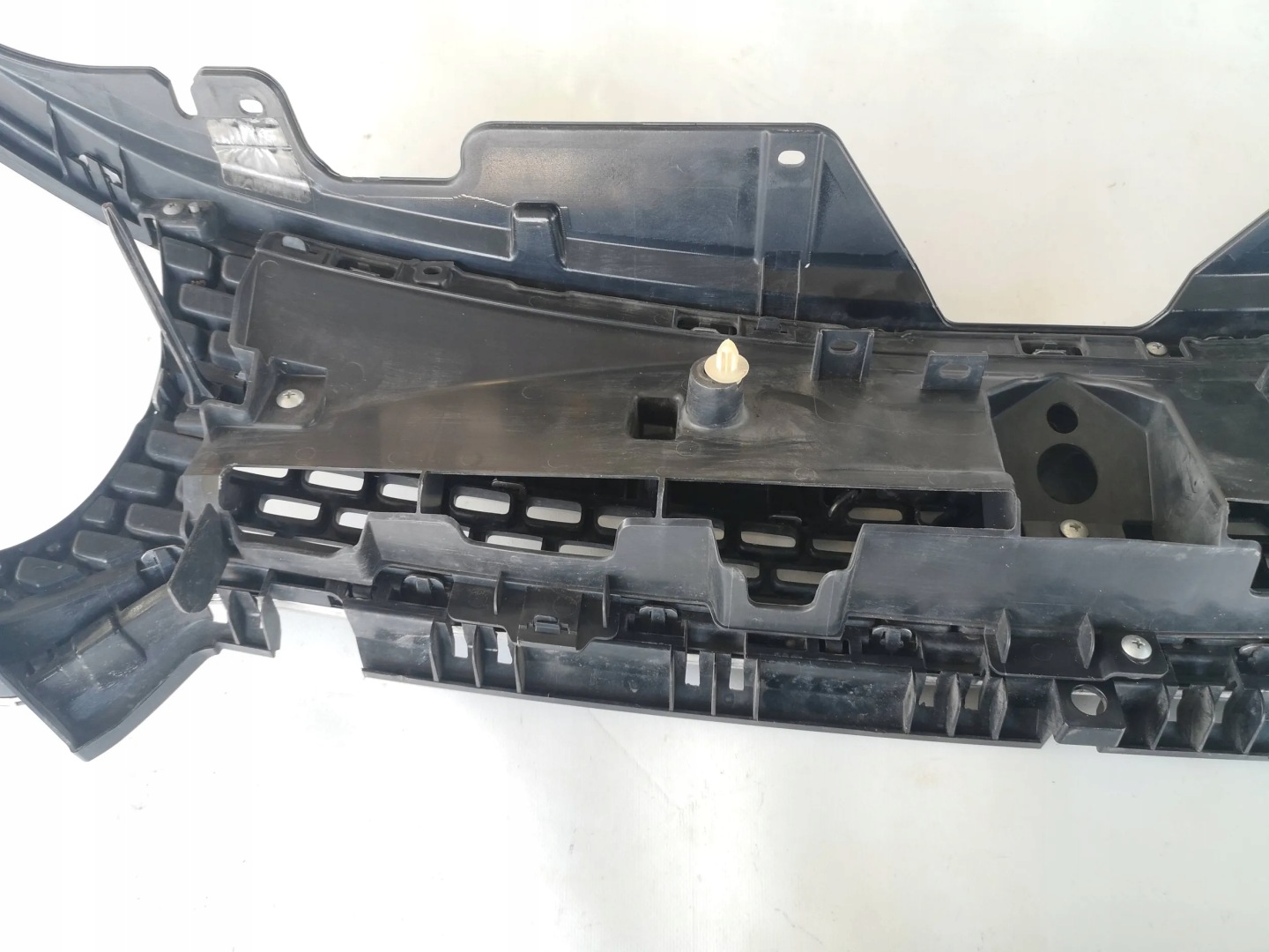 Suzuki Ignis I FH Kühlergrill FRONTGRILL Kühlergitter 7211162R1 - Thumbnail 9