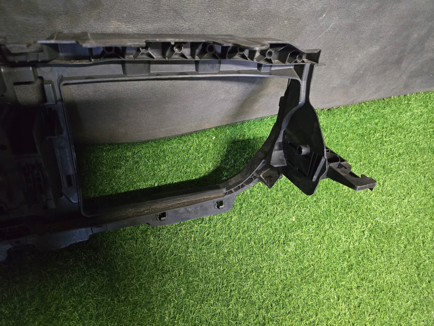 BMW X1 U11 Kühlergrill FRONTGRILL Kühlergitter 7011116 - Thumbnail 6