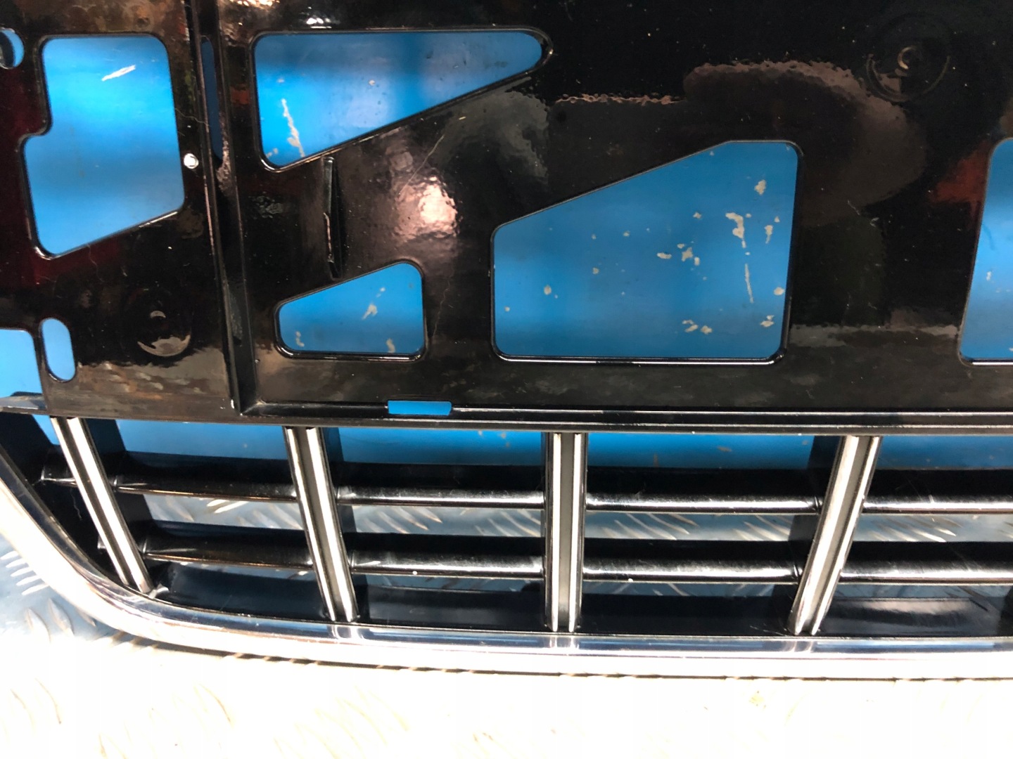Audi A6 Kühlergrill FRONTGRILL Kühlergitter 4F0853651AJ - Thumbnail 8