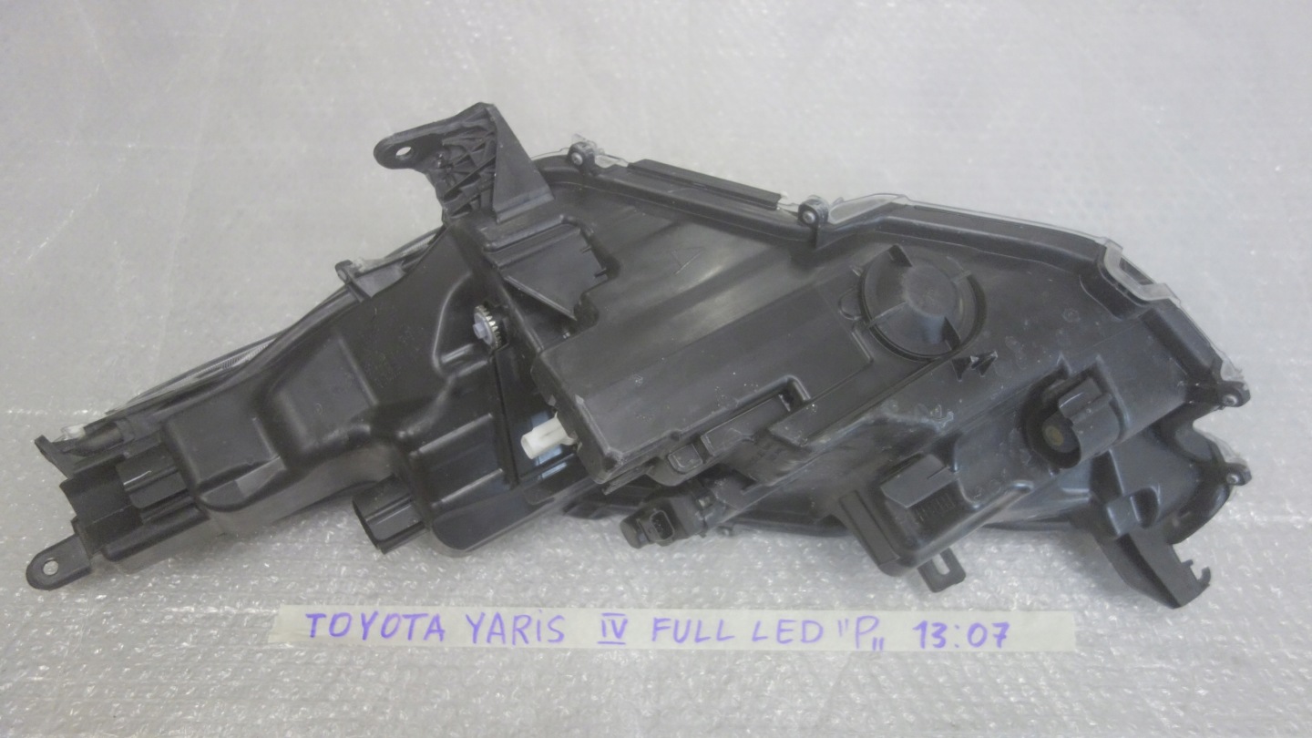 Frontscheinwerfer Toyota Yaris I P1 LED Rechts Scheinwerfer Headlight - Thumbnail 4