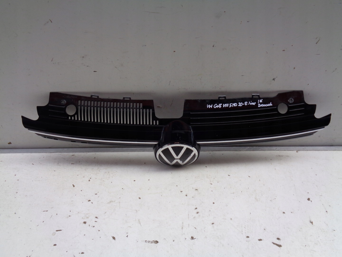 VW Golf V Kühlergrill FRONTGRILL Kühlergitter 5H0853655G - Thumbnail 4