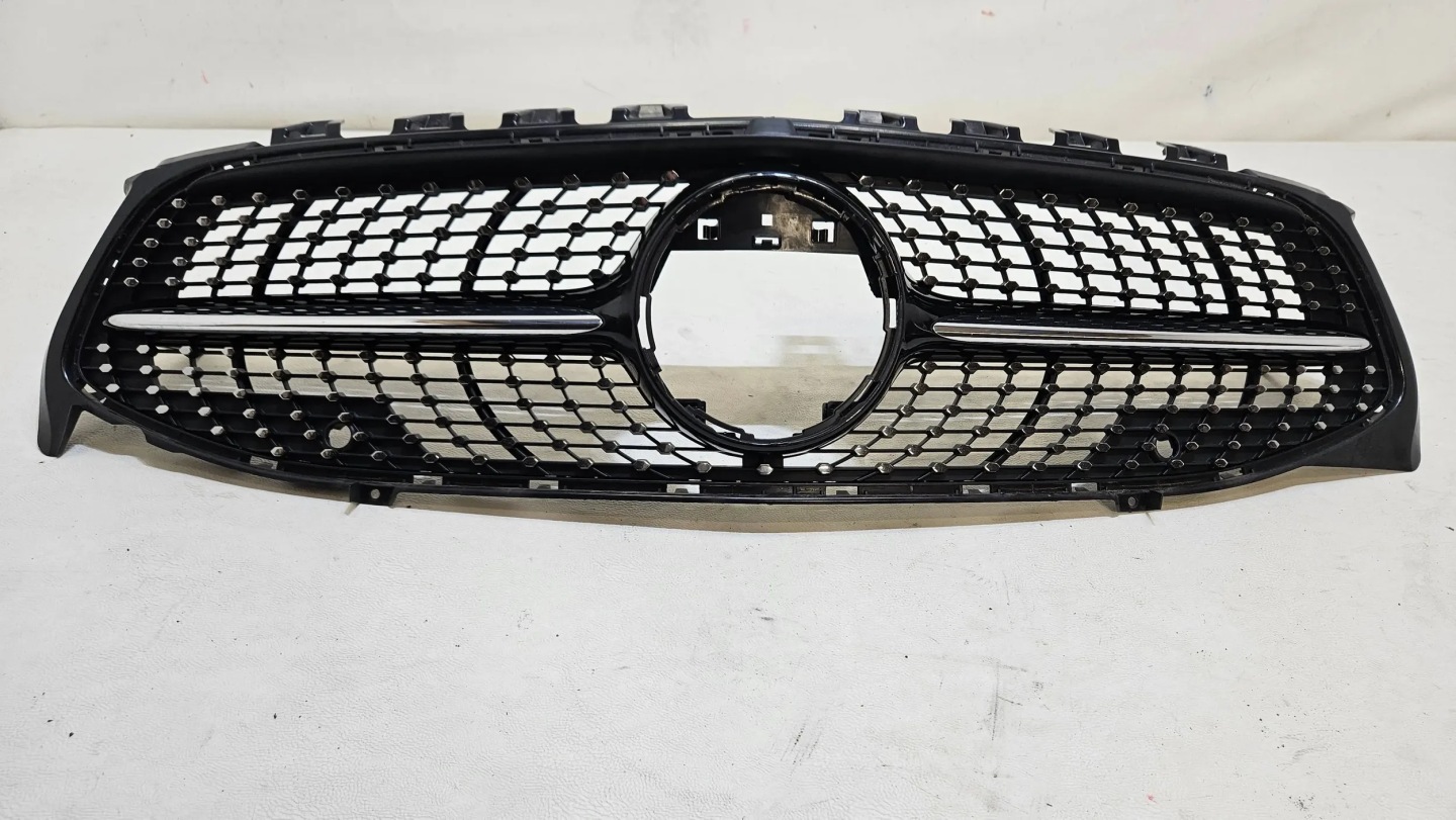 Mercedes-Benz CLA C118 Kühlergrill FRONTGRILL Kühlergitter A1188880000 - Thumbnail 6