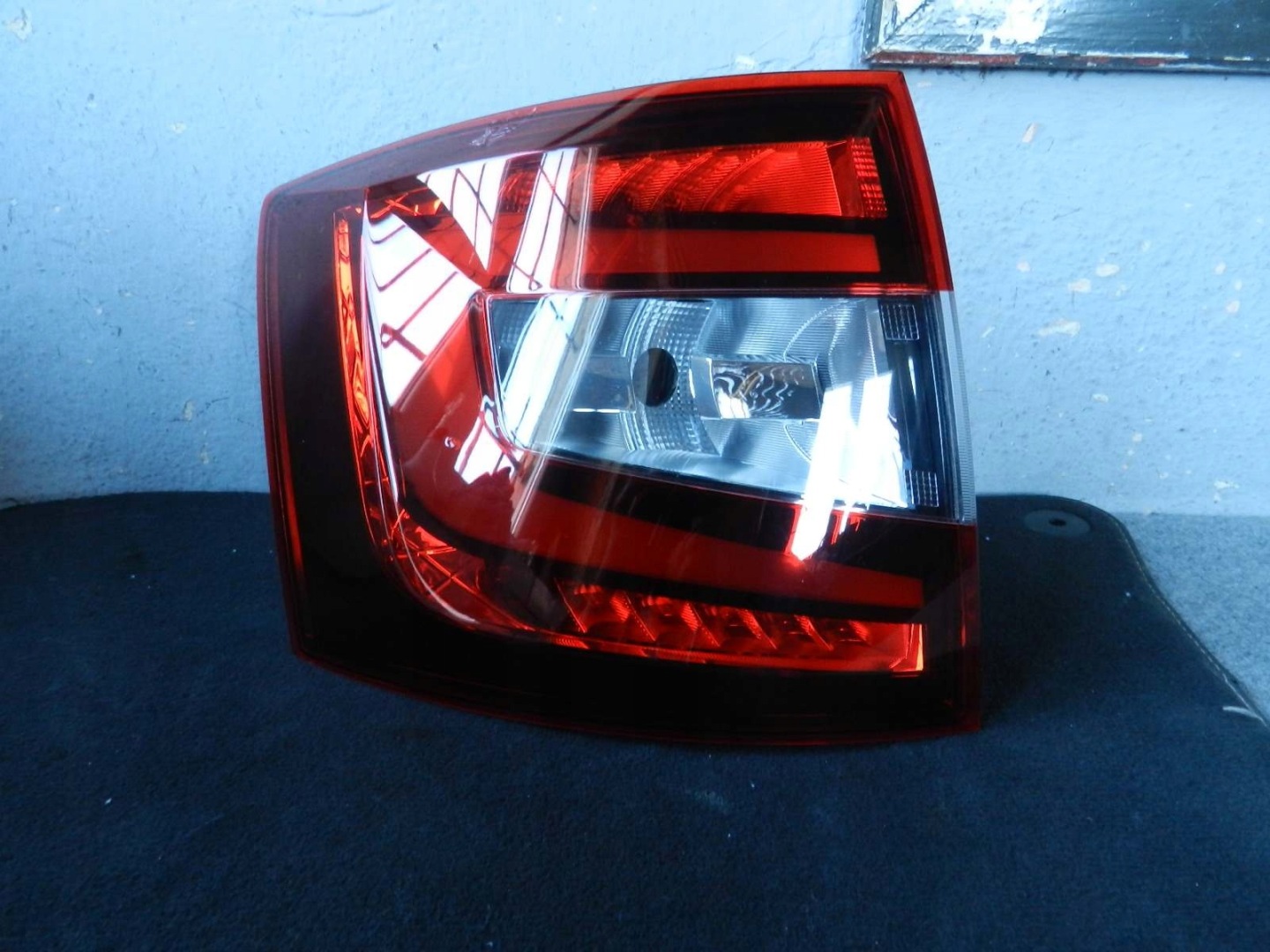 Skoda Octavia 1U Rückleuchte 5E9945207 Rearlamp - Thumbnail 1