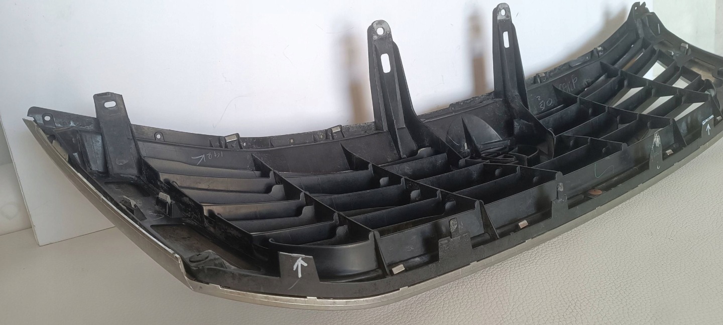 Toyota Hilux AN1P Kühlergrill FRONTGRILL Kühlergitter 531000K610 - Thumbnail 12