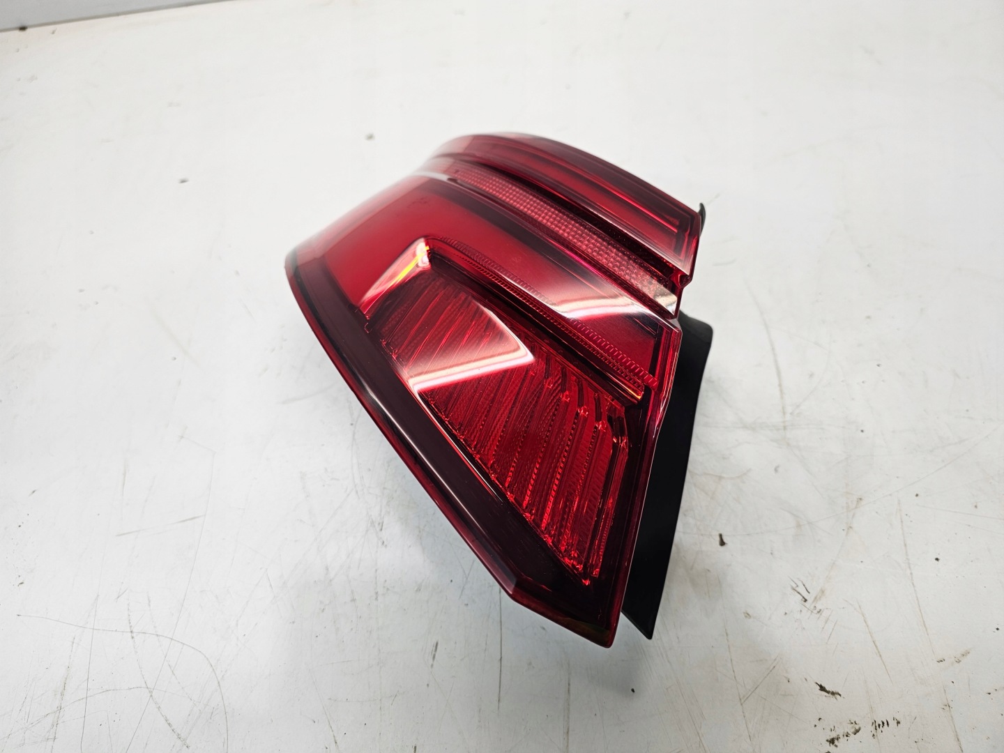 Audi A3 8V Rückleuchte 8V4945091 Rearlamp - Thumbnail 5