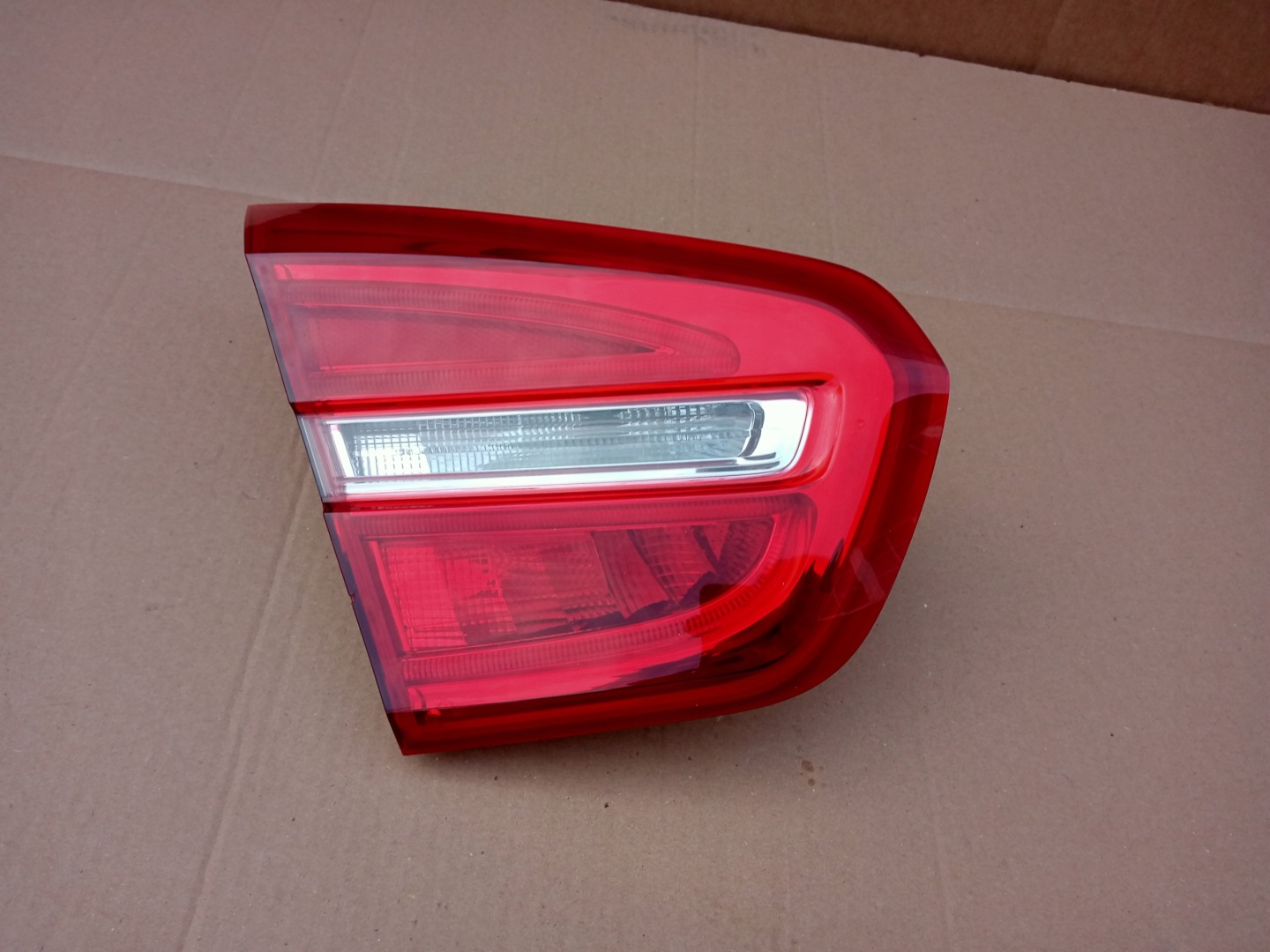 Mercedes-Benz GLA W156 Rückleuchte A1569061358 Rearlamp - Thumbnail 1