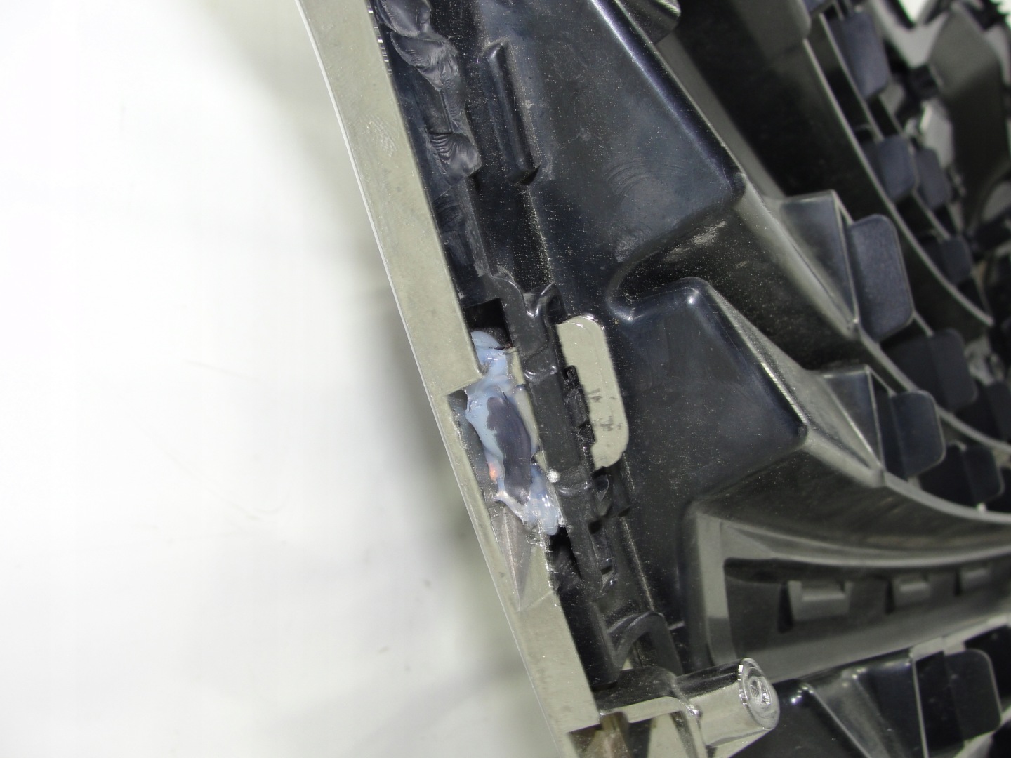 Renault Trafic L Kühlergrill FRONTGRILL Kühlergitter 623103743R - Thumbnail 7