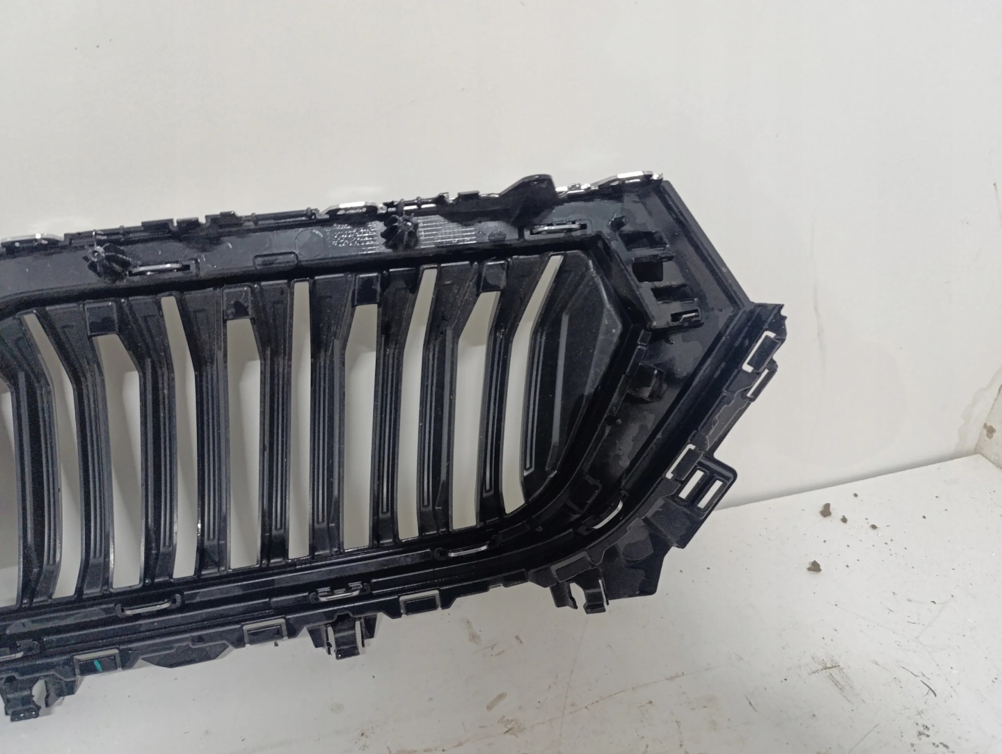 Skoda Kodiaq 565 Kühlergrill FRONTGRILL Kühlergitter 565853653 - Thumbnail 12