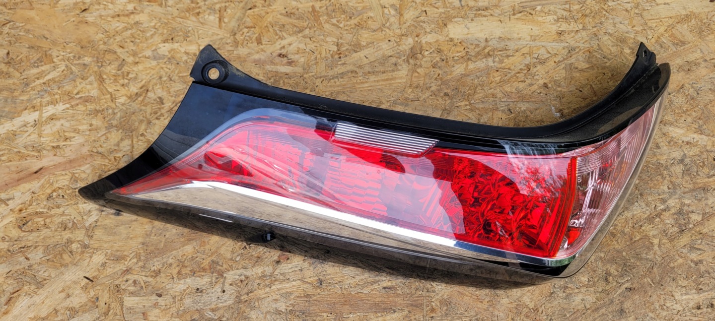 Toyota Aygo AB7 Rückleuchte Rearlamp - Thumbnail 1